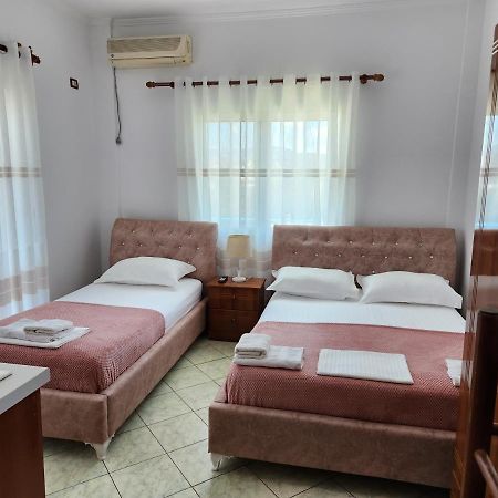 Vila Summer Holiday Ksamil Exteriör bild